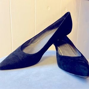 Stuart Weitzman 7.5M Black Suede Kitten Heel Pumps Shoes Pointy Toe